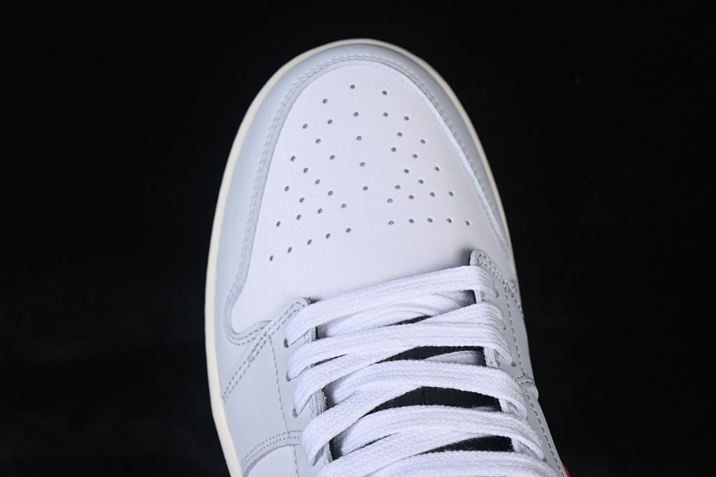 AJ1 Low