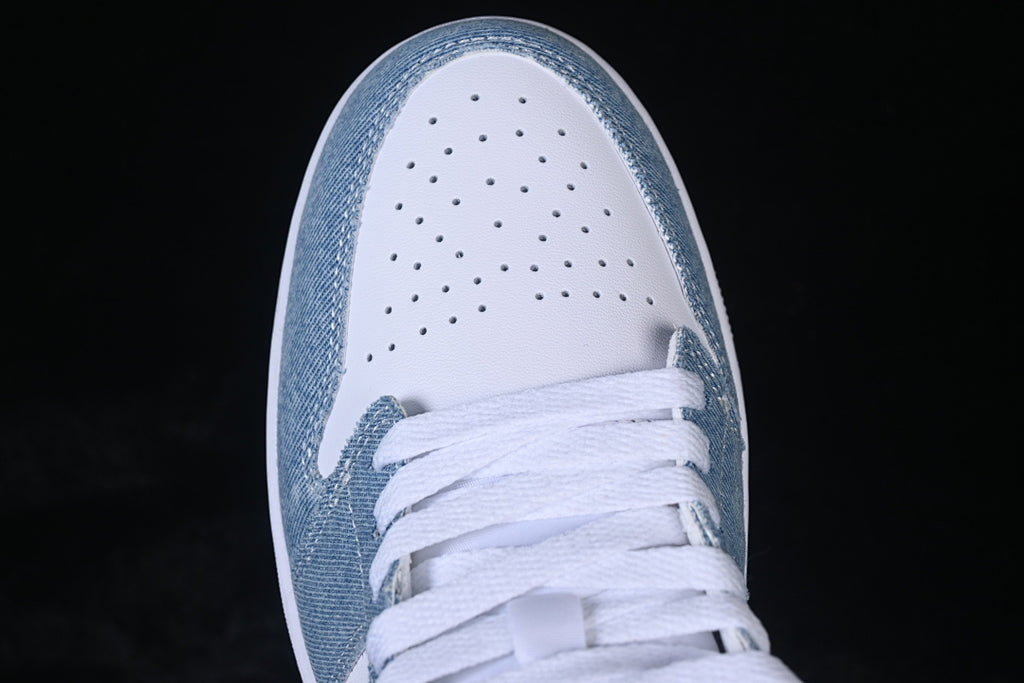 AJ1 Low