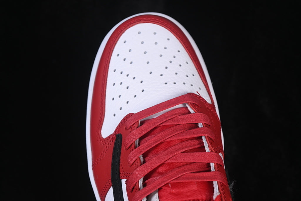 AJ1 Low