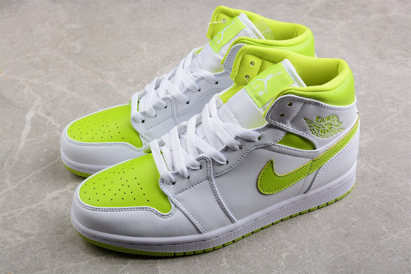 AJ1 Mid