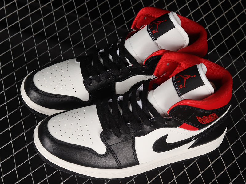 AJ1 Mid