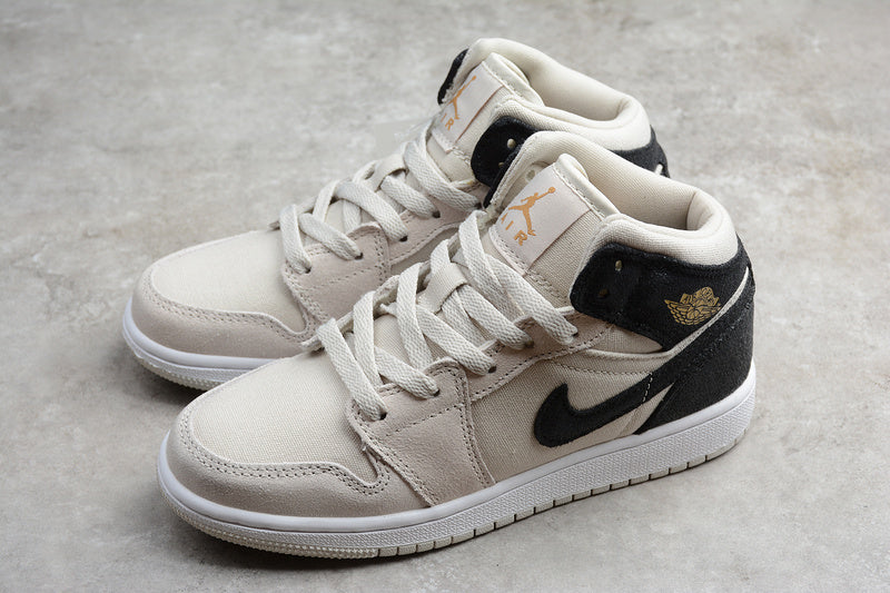 AJ1 Mid