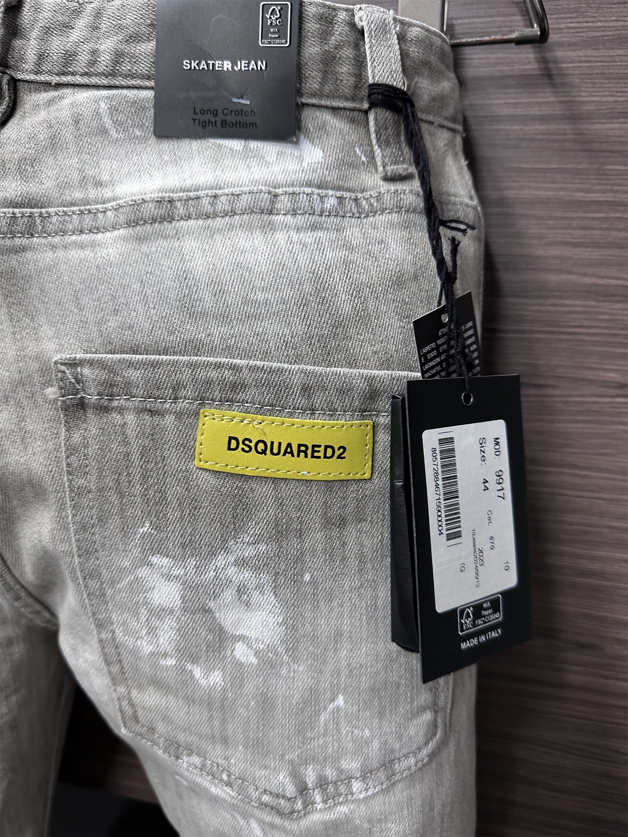 D2 Jeans