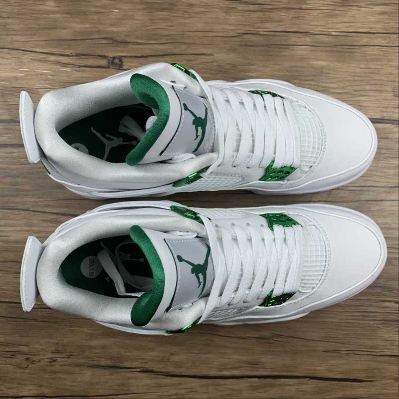 AJ4