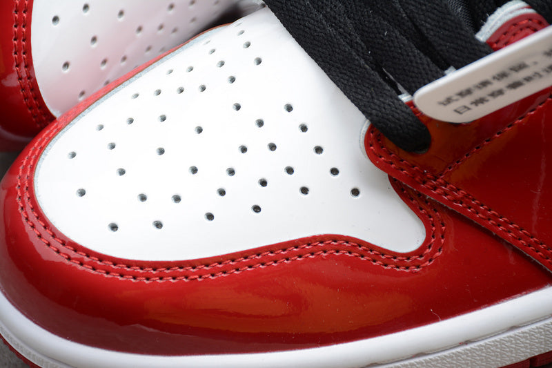 AJ1 High