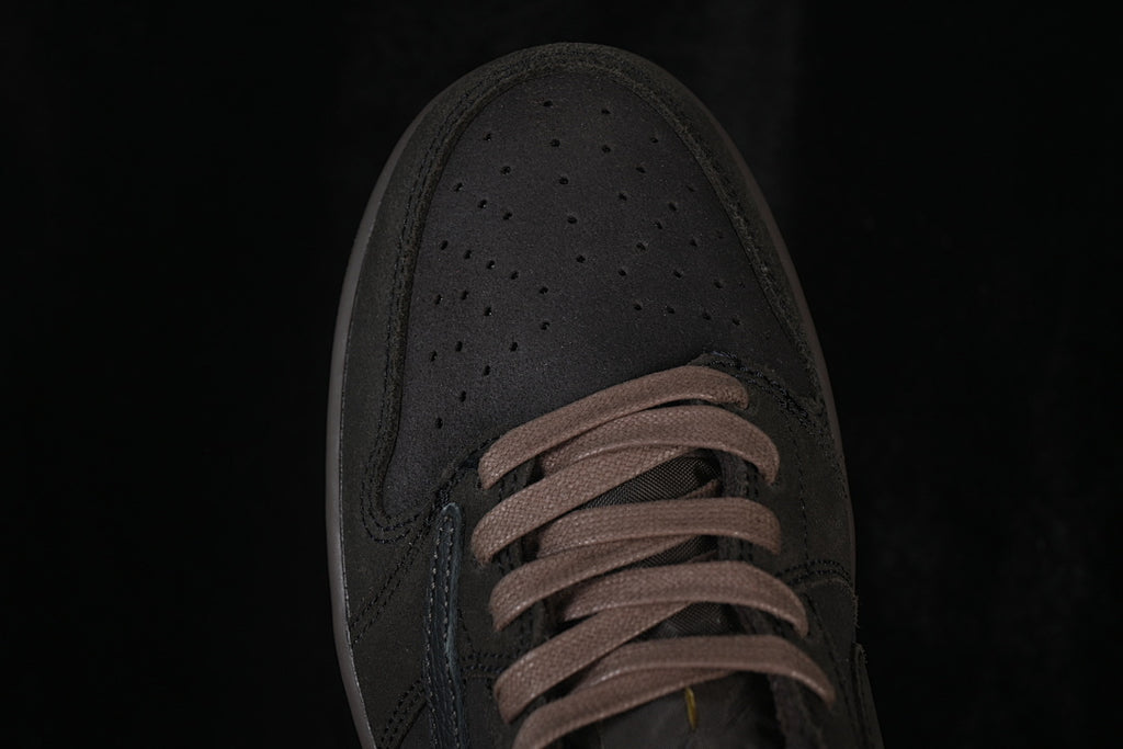 AJ1 Low