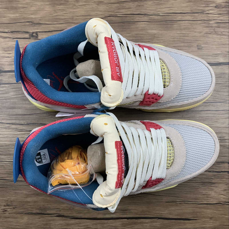AJ4