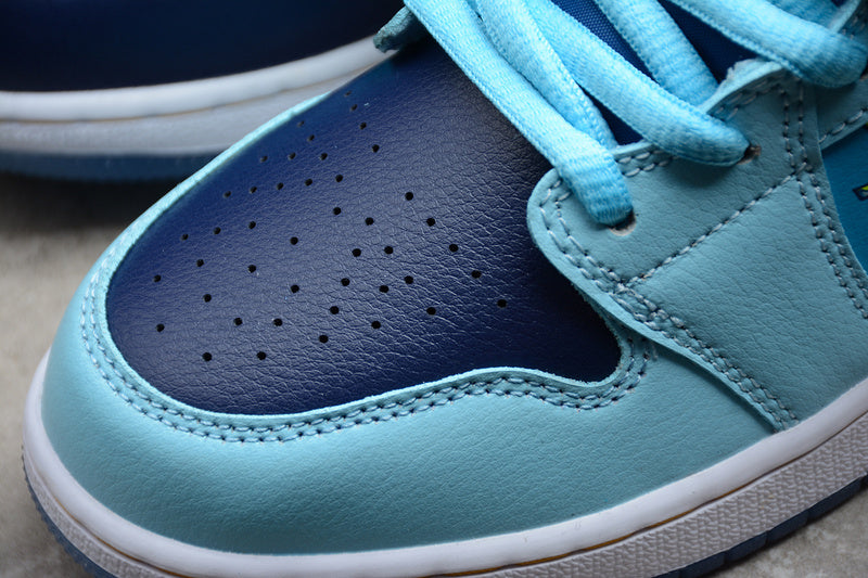 AJ1 Mid
