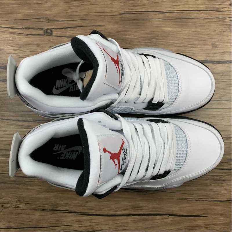 AJ4