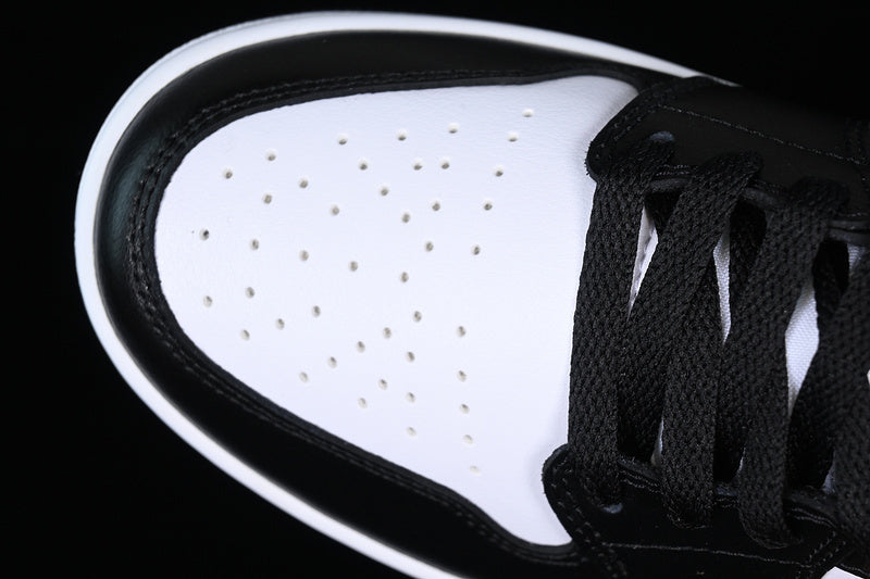 AJ1 Mid
