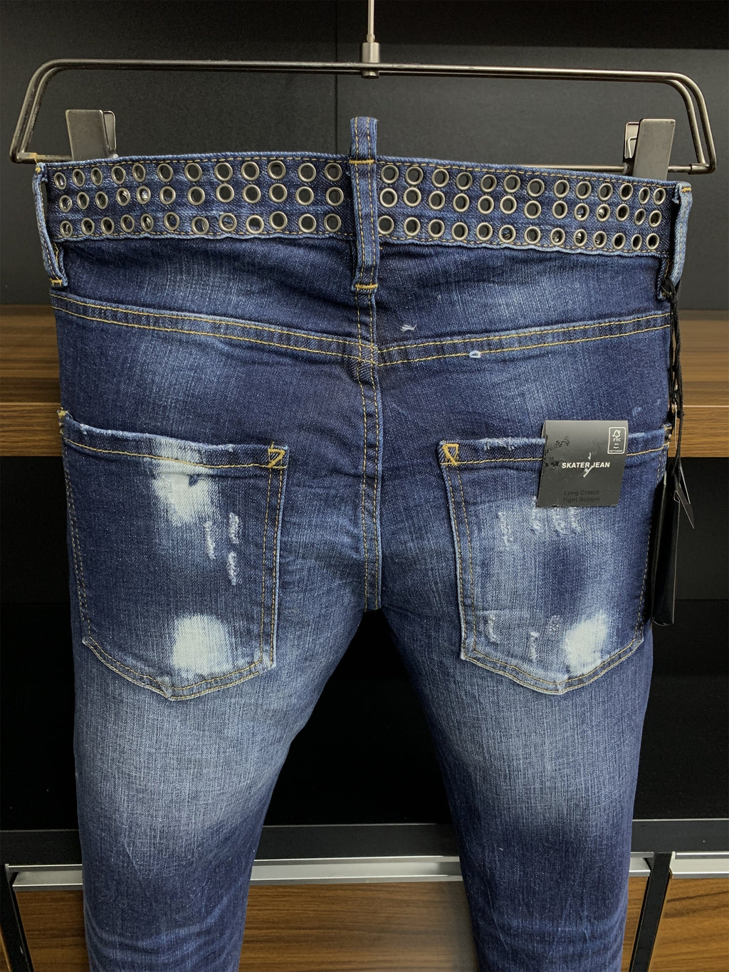 D2 Jeans