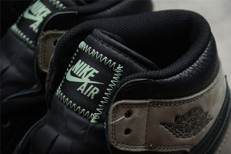 AJ1 High