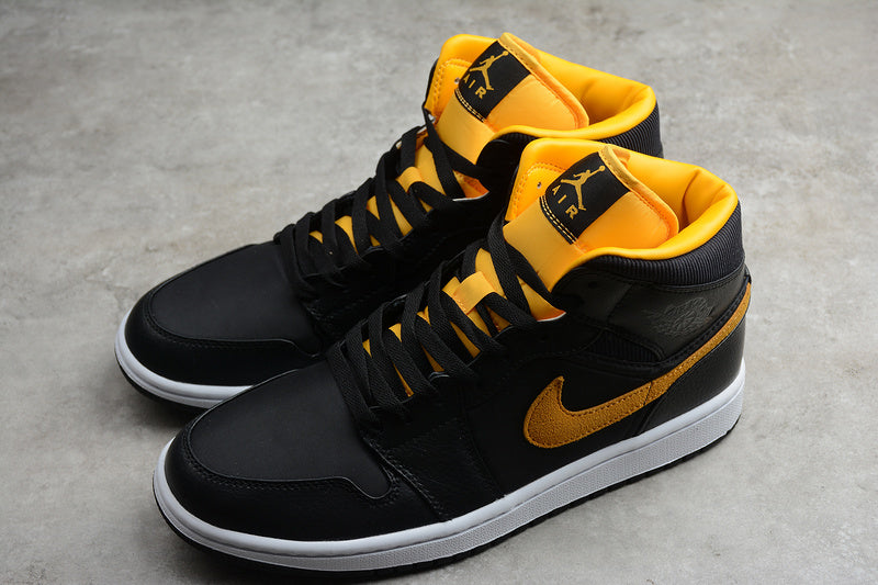 AJ1 Mid