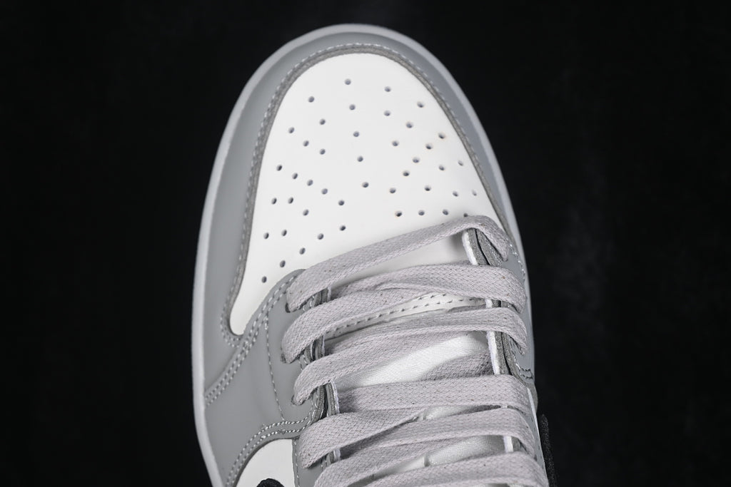 AJ1 Low