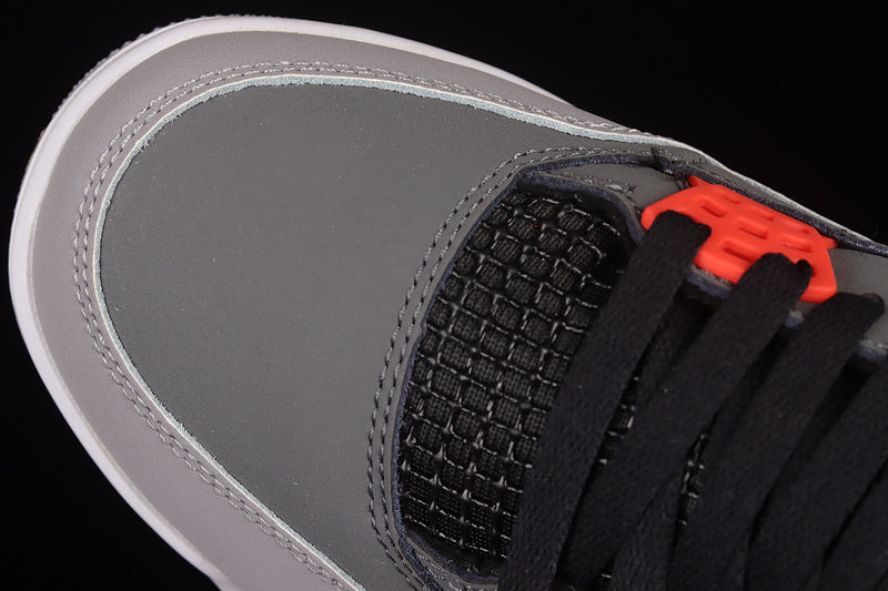 AJ4