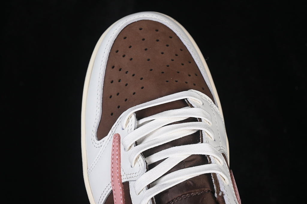 AJ1 Low