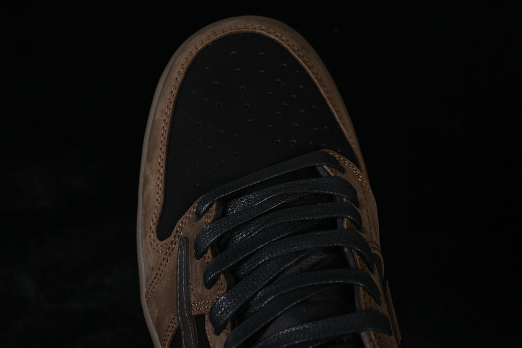 AJ1 Low