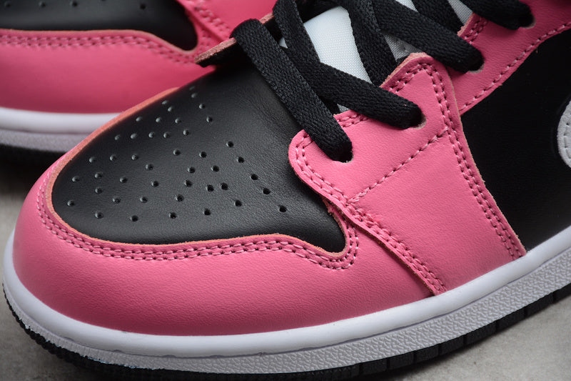 AJ1 Mid