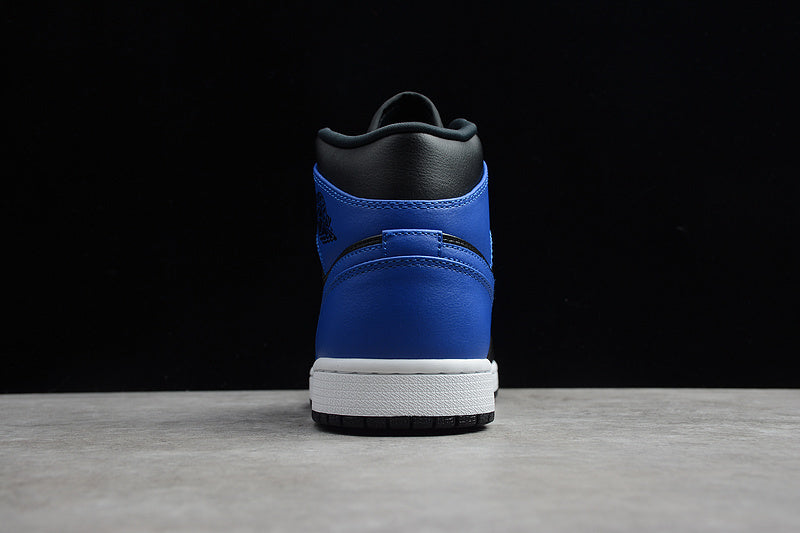 AJ1 Mid
