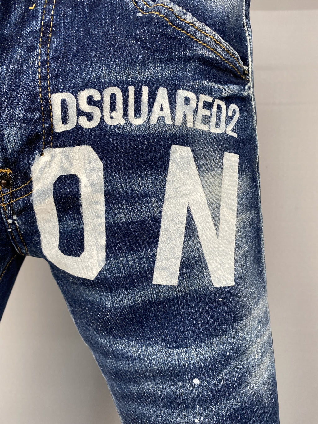 D2 Jeans