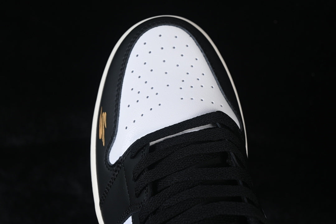 AJ1 Low