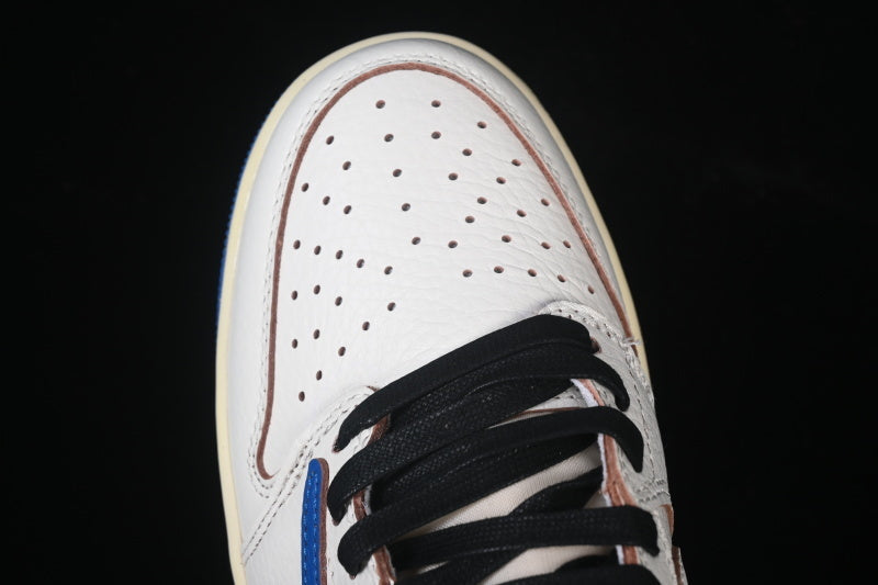 AJ1 Low