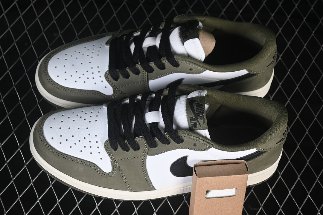 AJ1 Low