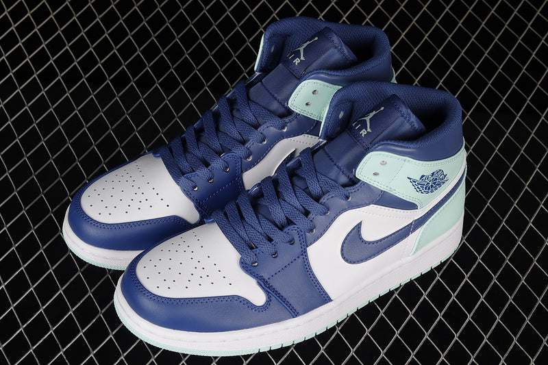 AJ1 Mid