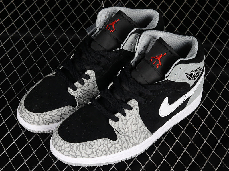 AJ1 Mid