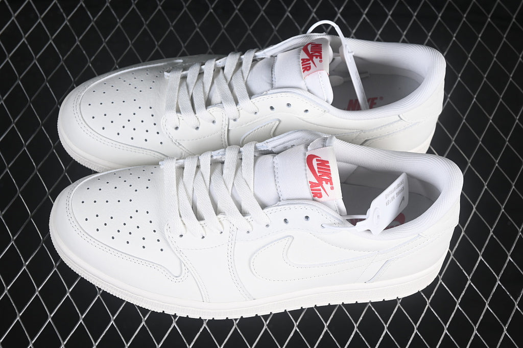 AJ1 Low