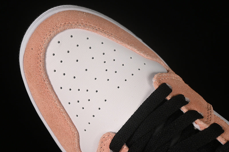AJ1 Mid
