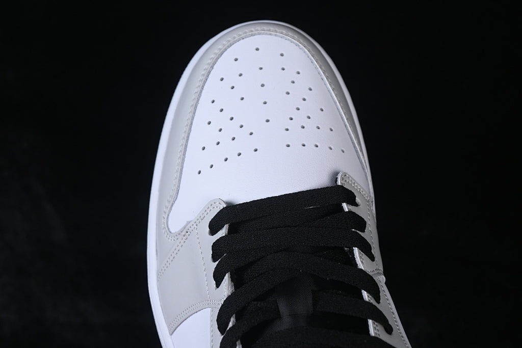 AJ1 Low