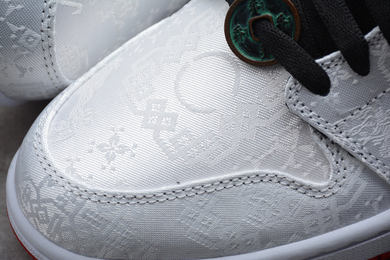 AJ1 Mid