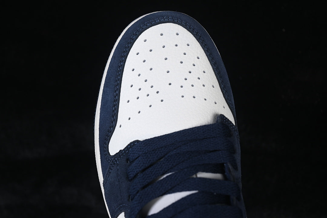 AJ1 Low