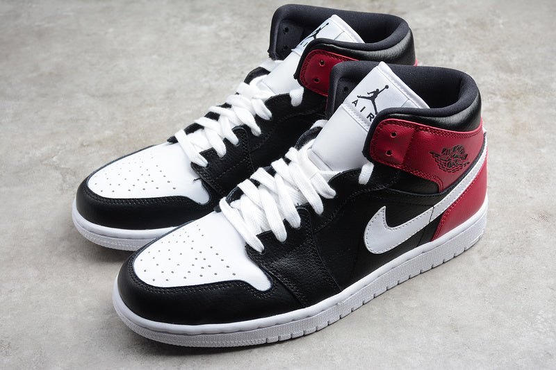 AJ1 Mid