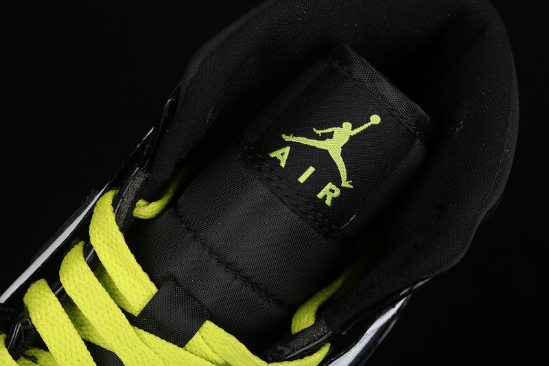 AJ1 Mid