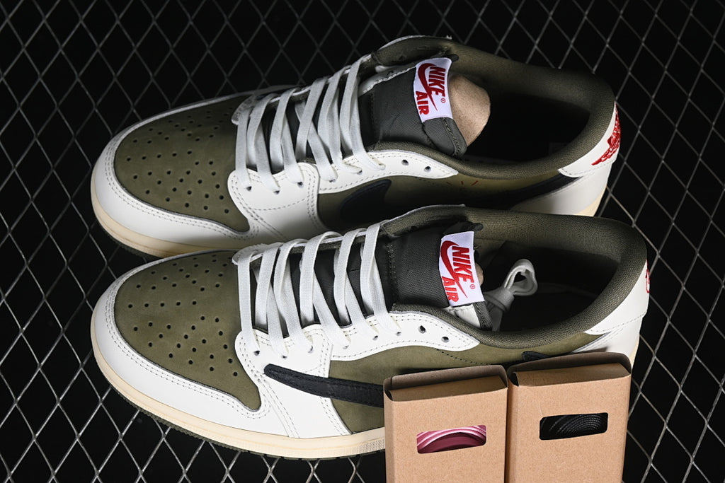 AJ1 Low