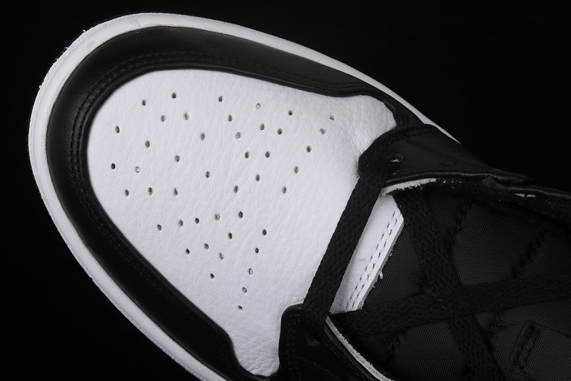 AJ1 Mid