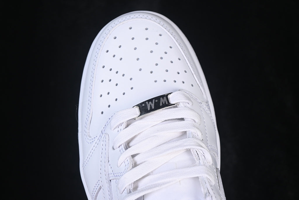 AJ1 Low