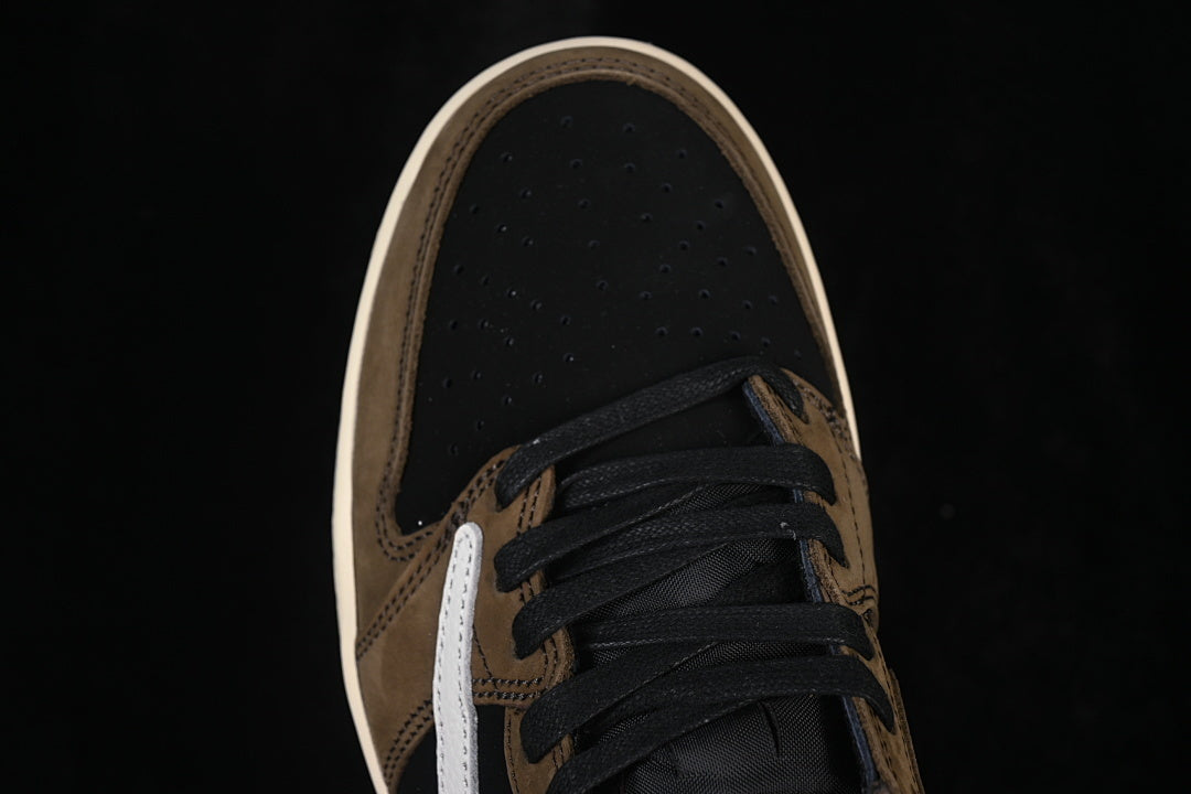 AJ1 Low