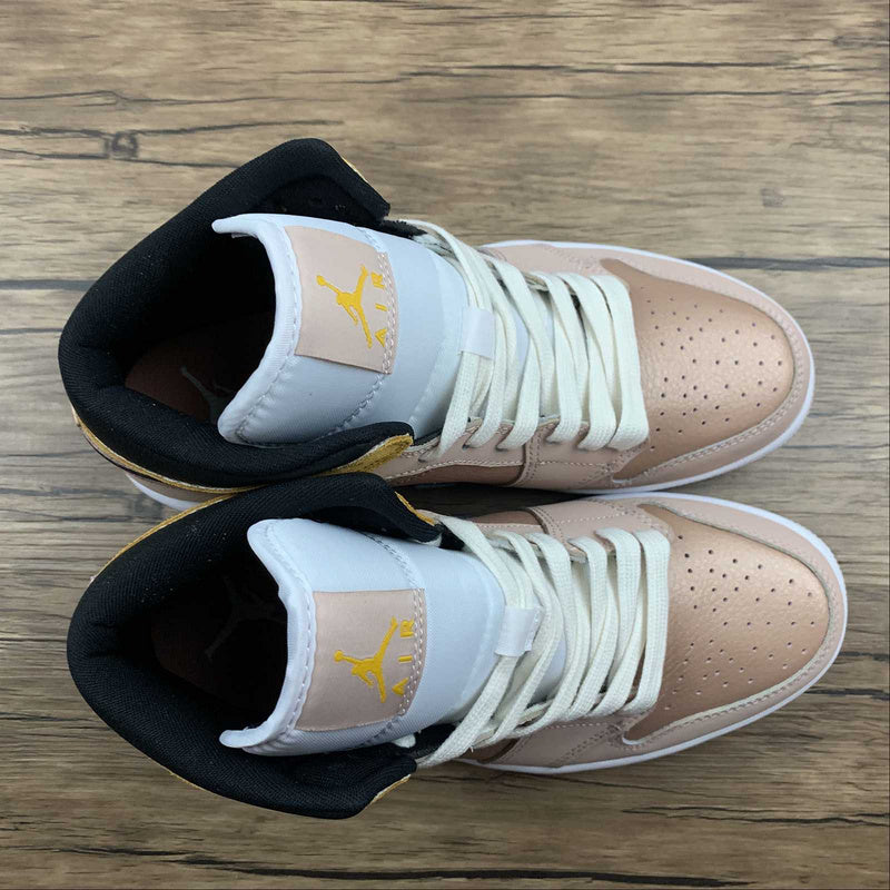 AJ1 Mid
