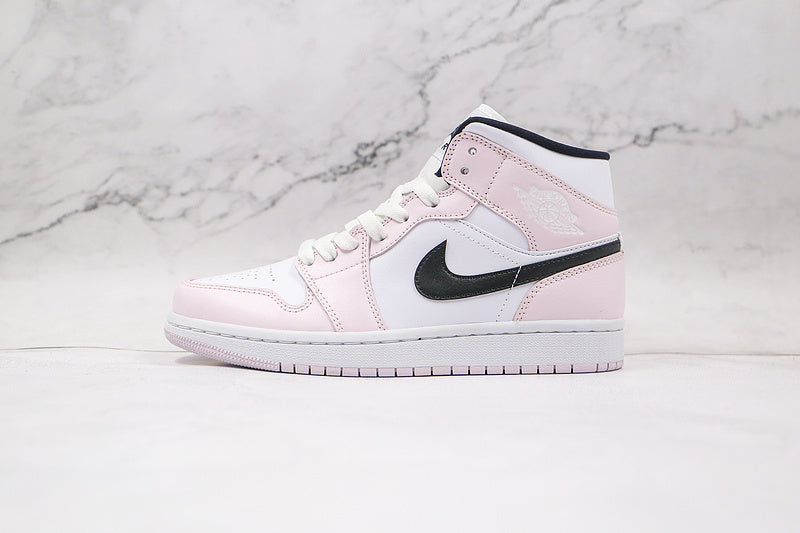 AJ1 Mid