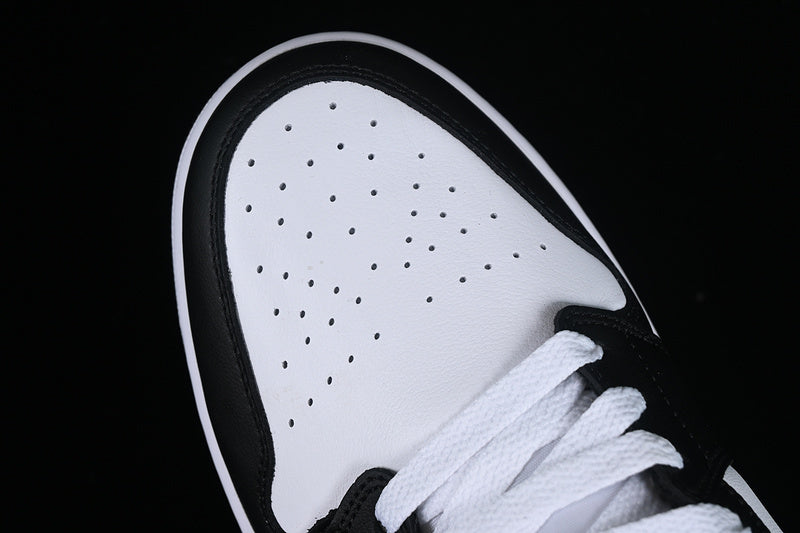 AJ1 Mid