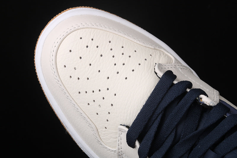 AJ1 Mid