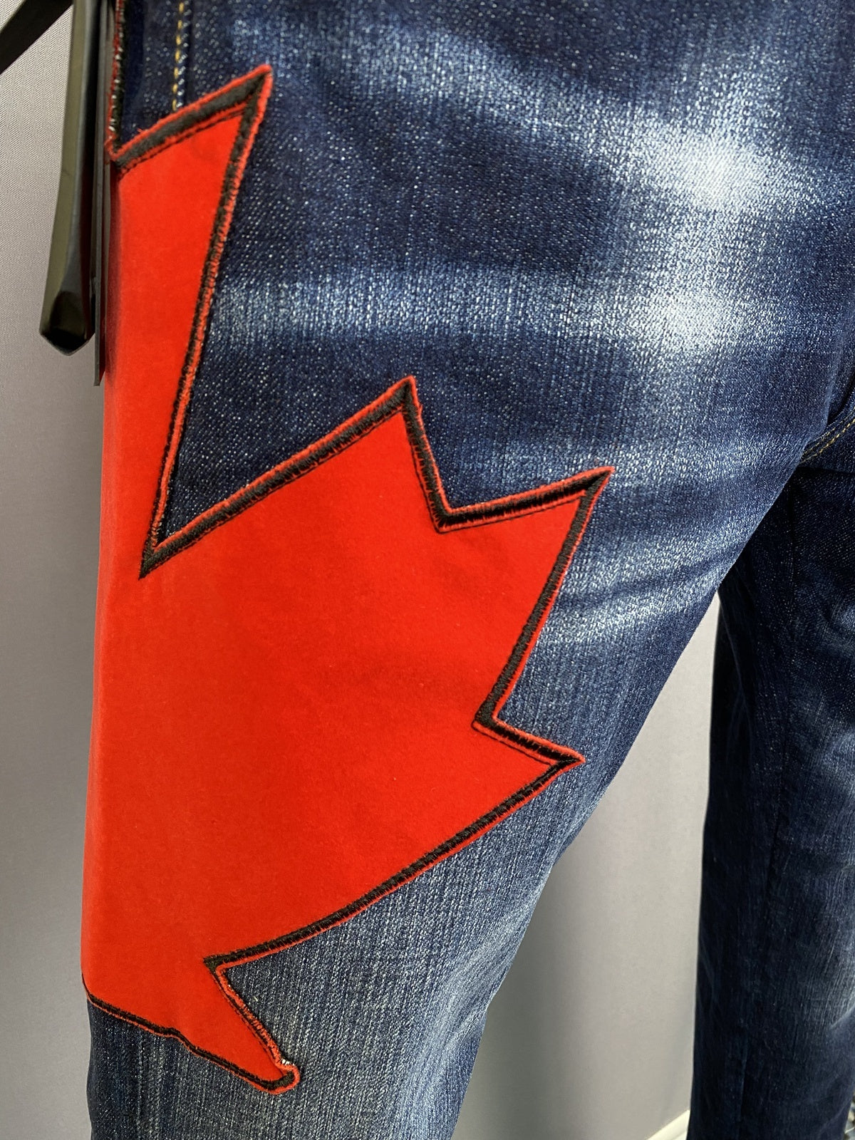 D2 Jeans