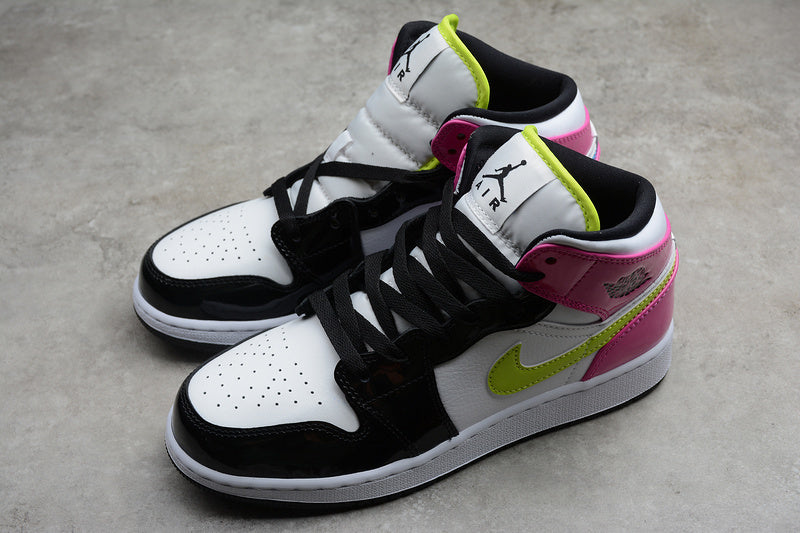 AJ1 Mid