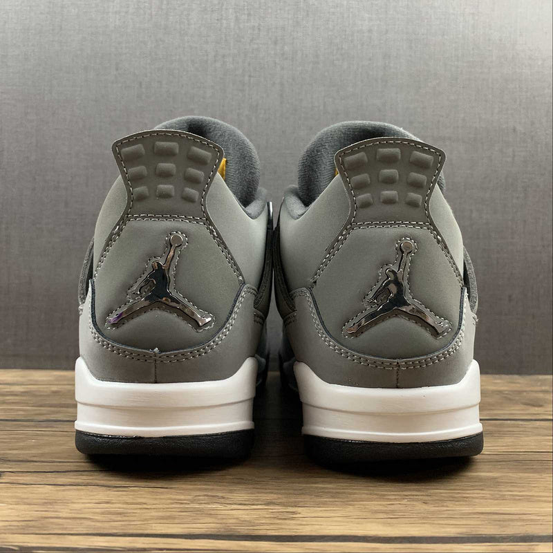 AJ4