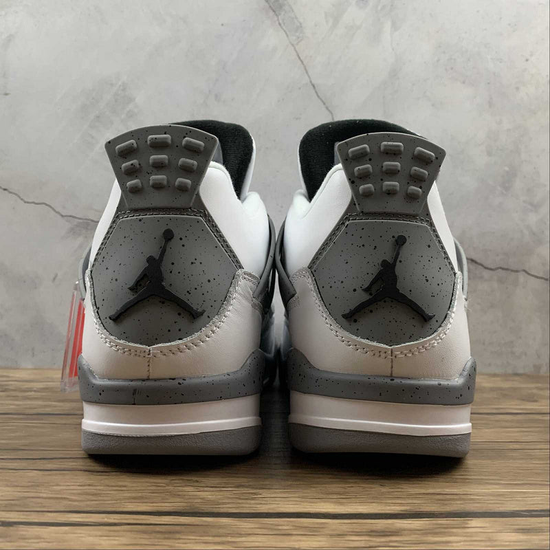 AJ4