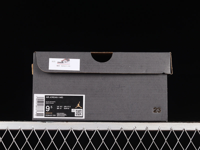 AJ1 Mid