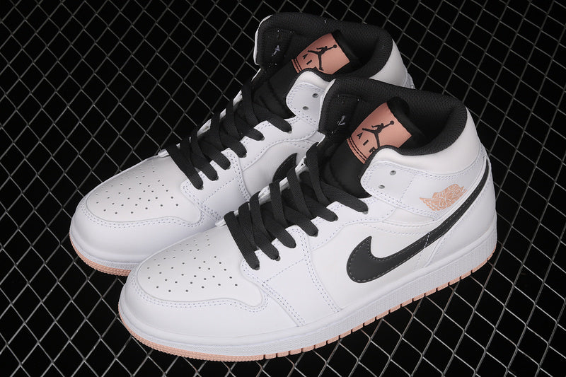 AJ1 Mid